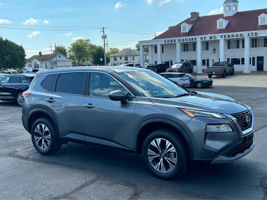Used 2023 Nissan Rogue SV FWD