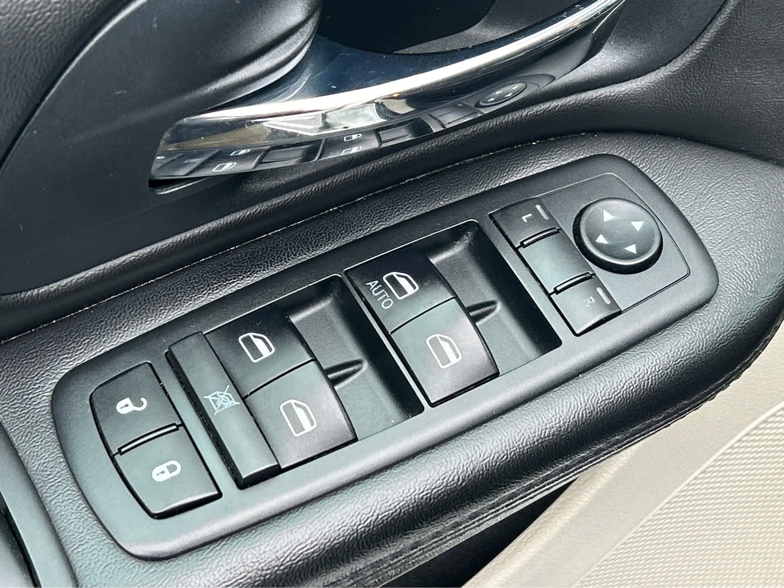 2014 Dodge Grand Caravan SXT - Photo 21