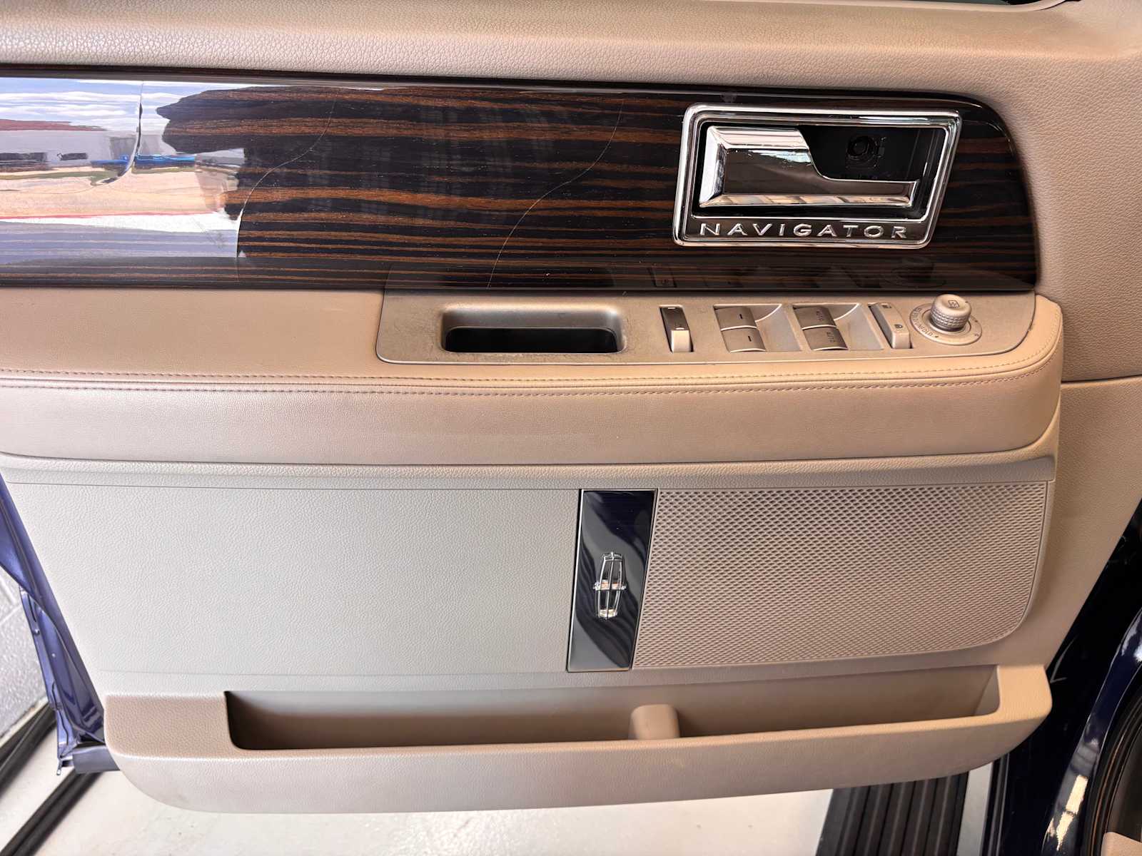 2010 Lincoln Navigator Base - Photo 25