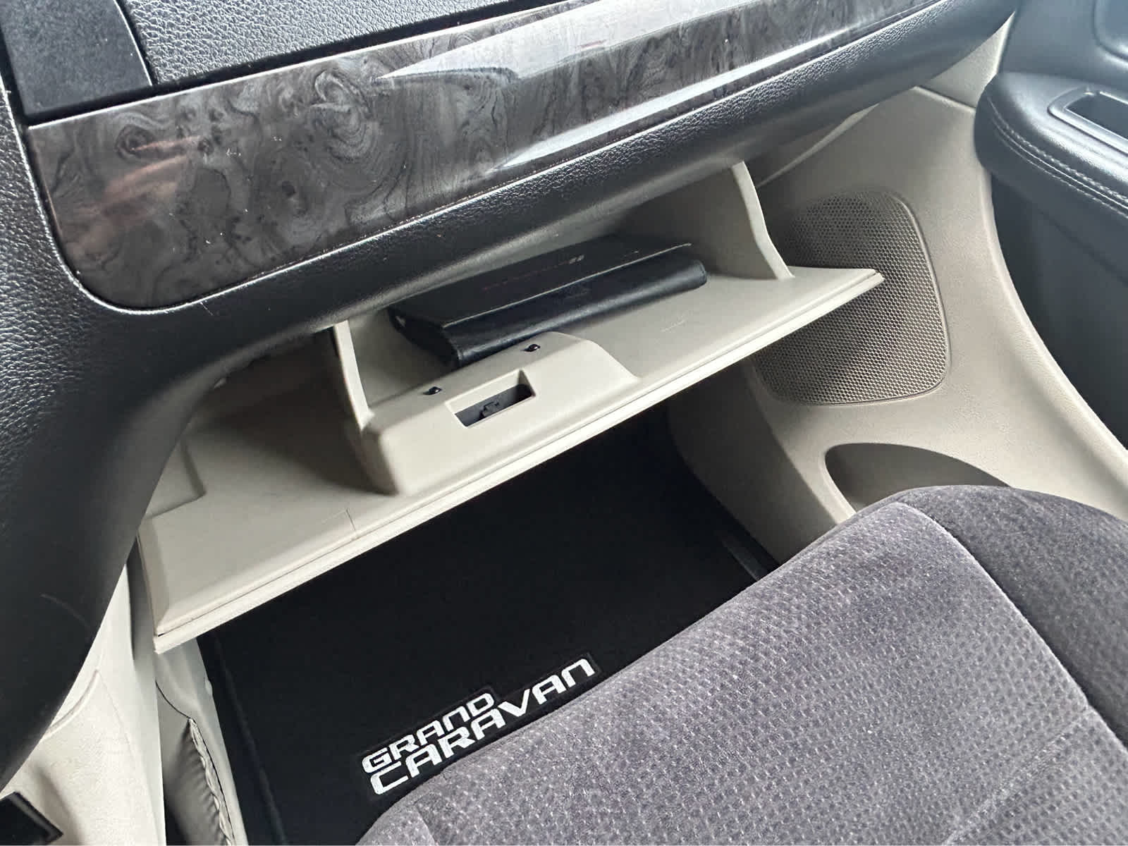 2014 Dodge Grand Caravan SXT - Photo 37