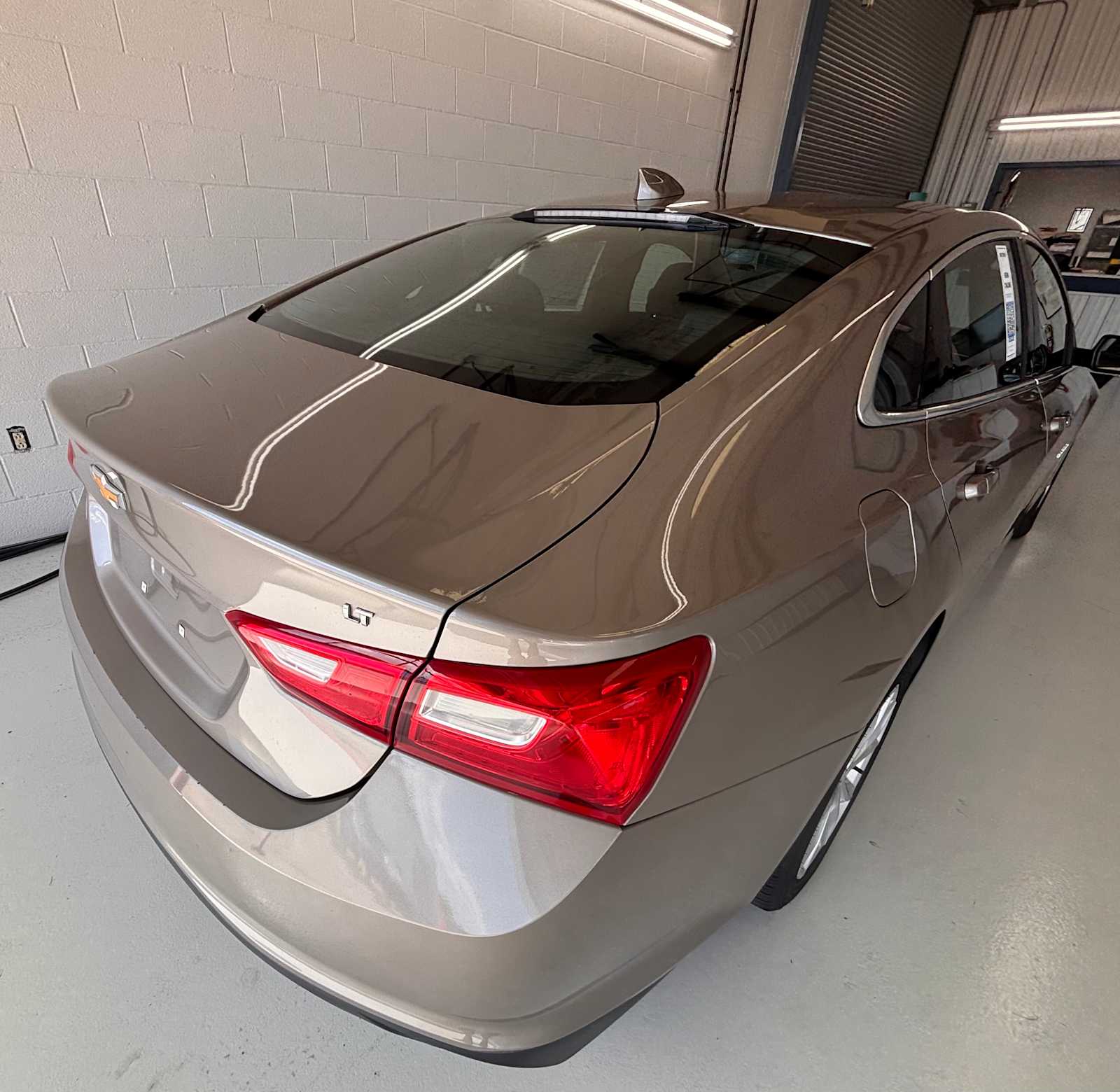2023 Chevrolet Malibu 1LT - Photo 6