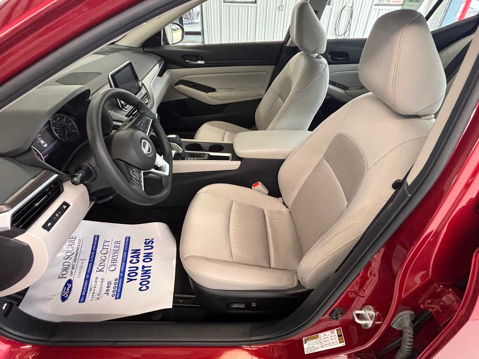 2025 Nissan Altima SV - Photo 16