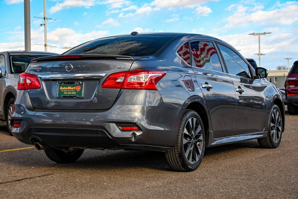 2019 Nissan Sentra SR photo 4