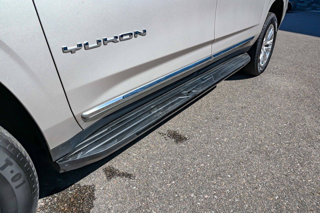 2023 GMC Yukon XL SLT - Photo 10