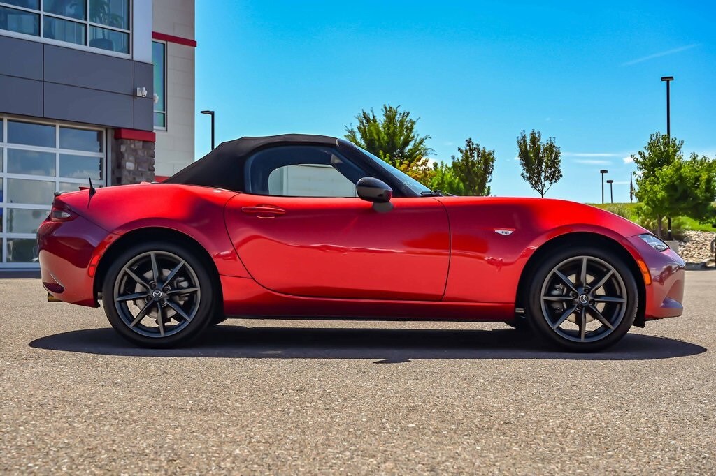 2017 Mazda MX-5 Miata Miata photo 3