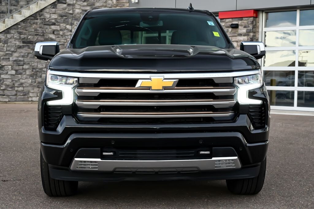 Used 2022 Chevrolet Silverado 1500 High Country Truck Crew Cab