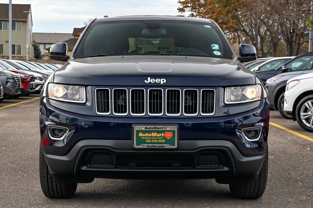 2016 Jeep Grand Cherokee Laredo photo 2