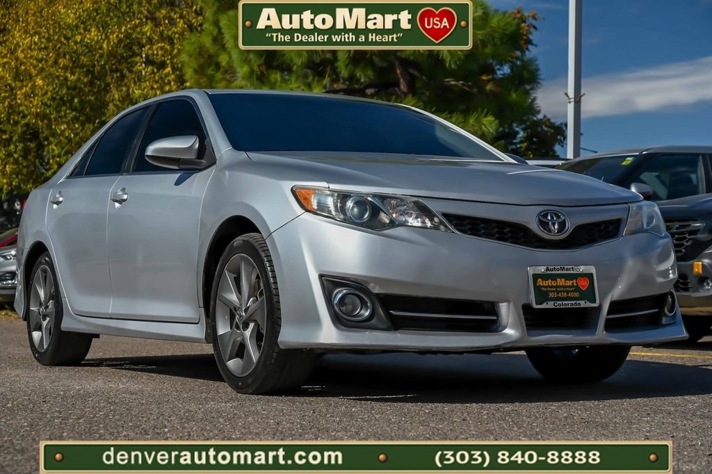 2014 Toyota Camry SE