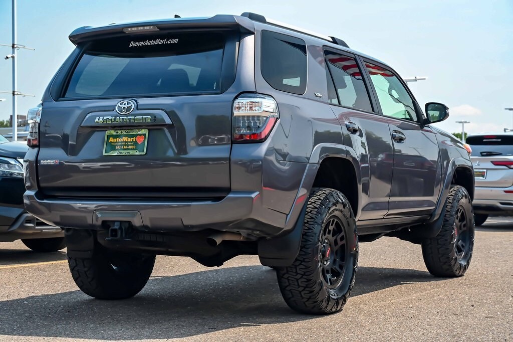 2023 Toyota 4Runner SR5 Premium photo 4