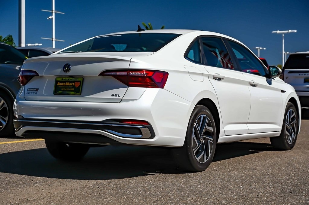 Used 2024 Volkswagen Jetta 1.5T SEL Sedan