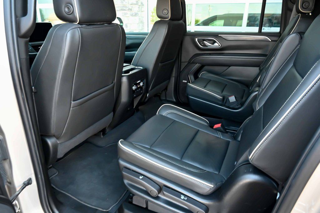 2023 GMC Yukon XL SLT - Photo 17