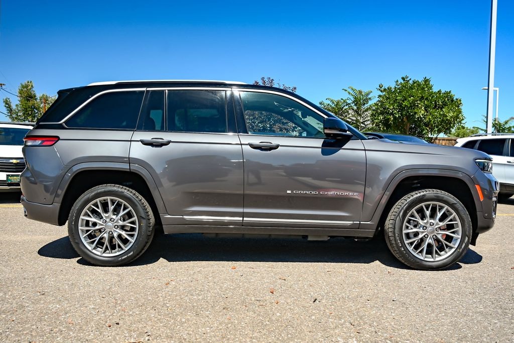 Used 2022 Jeep Grand Cherokee 4xe Summit SUV