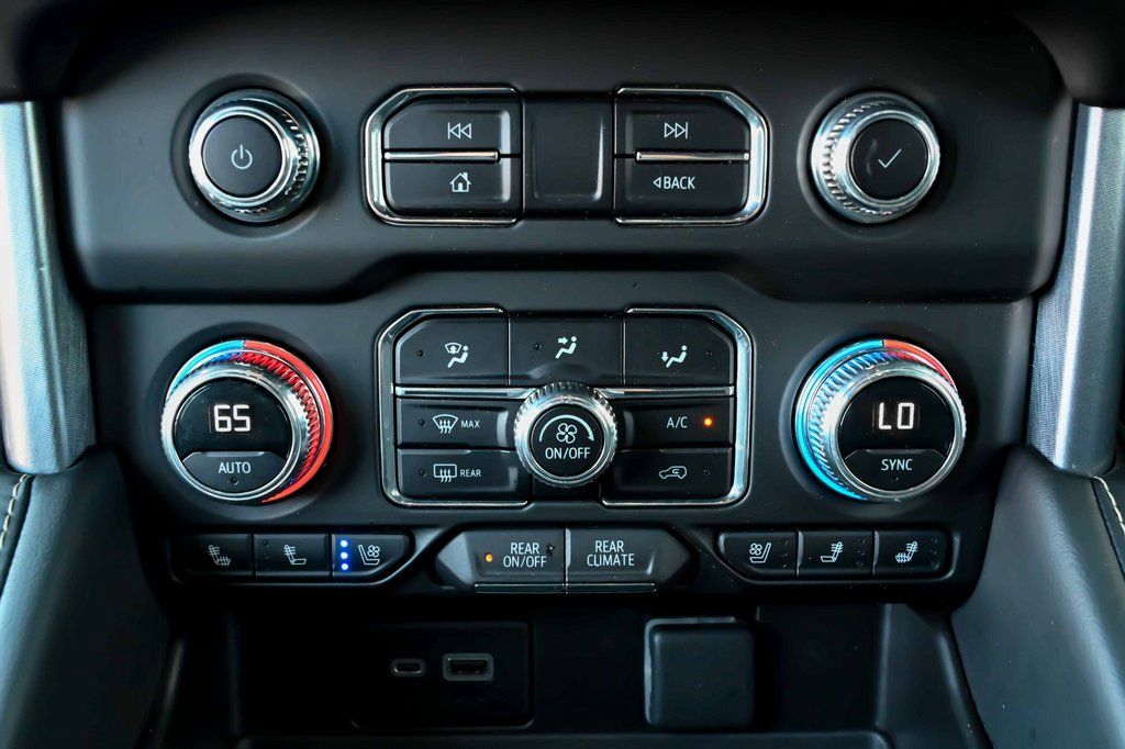 2023 GMC Yukon XL SLT - Photo 32