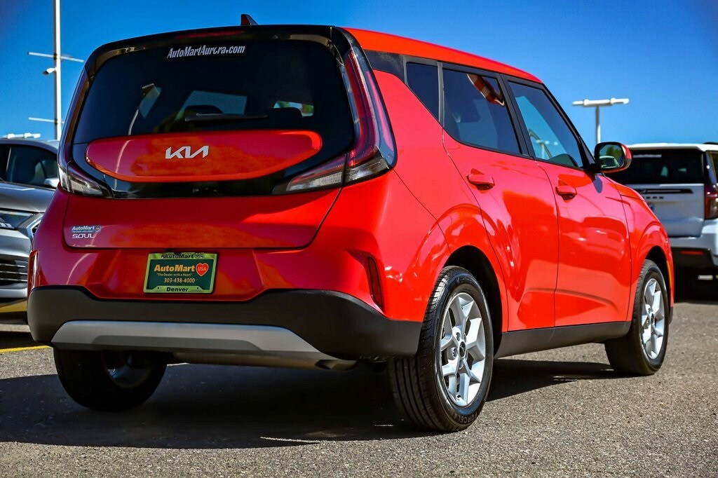 2024 Kia Soul LX S photo 4