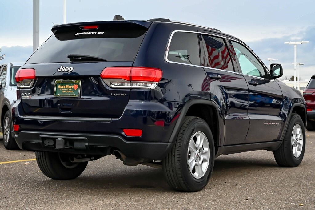 2016 Jeep Grand Cherokee Laredo photo 4