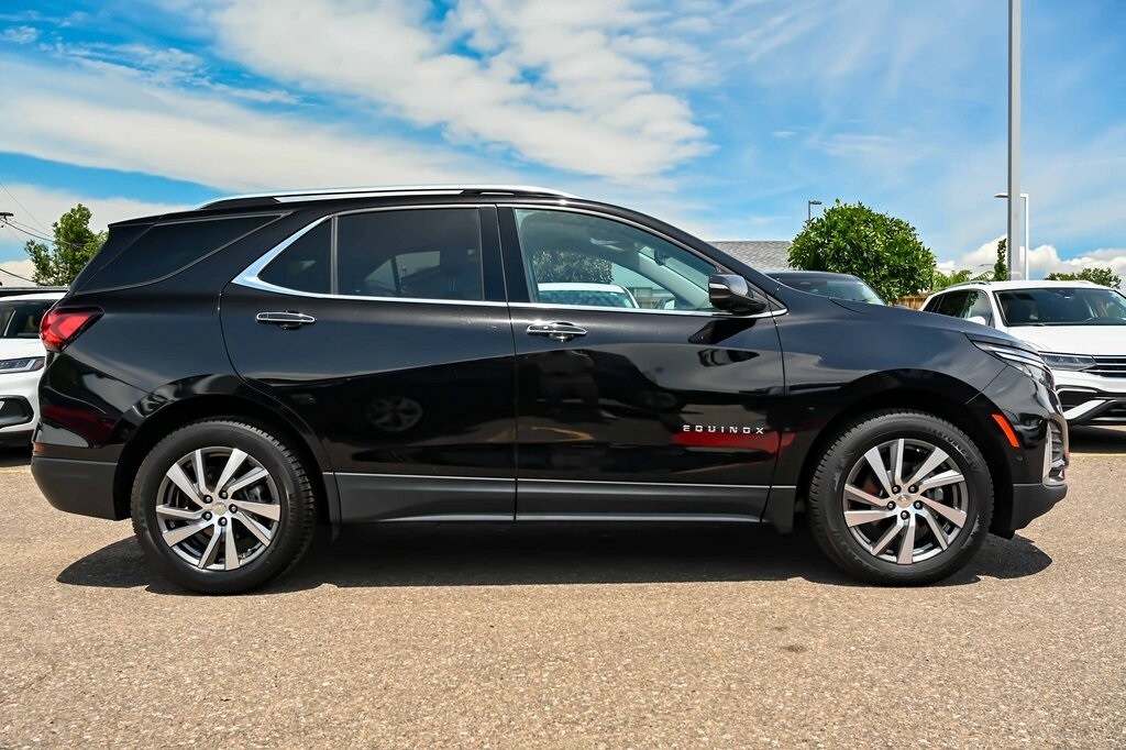 2022 Chevrolet Equinox Premier photo 3