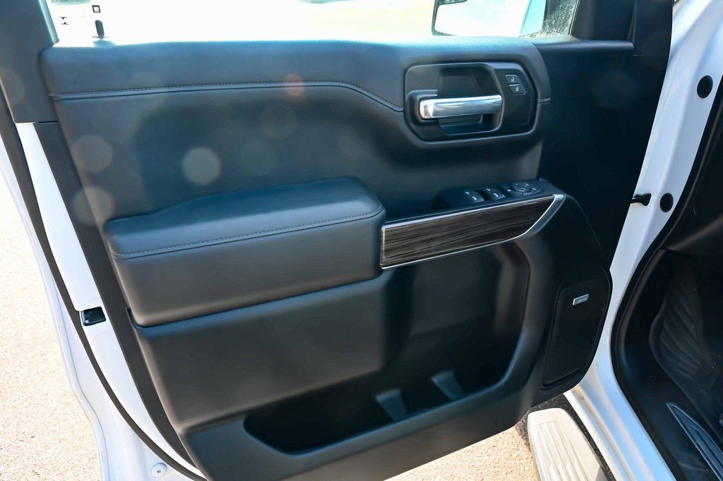 2022 Chevrolet Silverado 1500 Limited LT Trail Boss - Photo 11