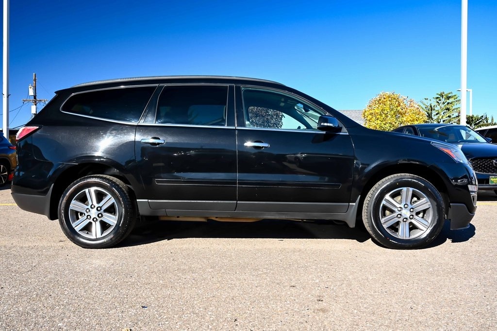 Used 2017 Chevrolet Traverse LT w/2LT SUV