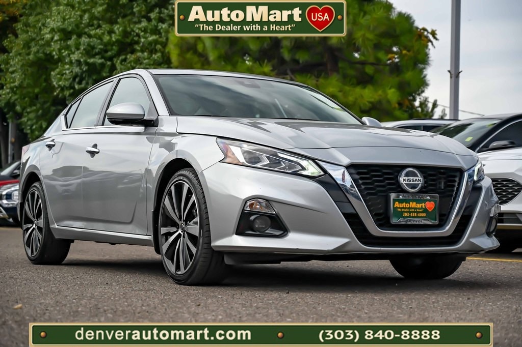 Used 2022 Nissan Altima 2.5 Platinum Sedan