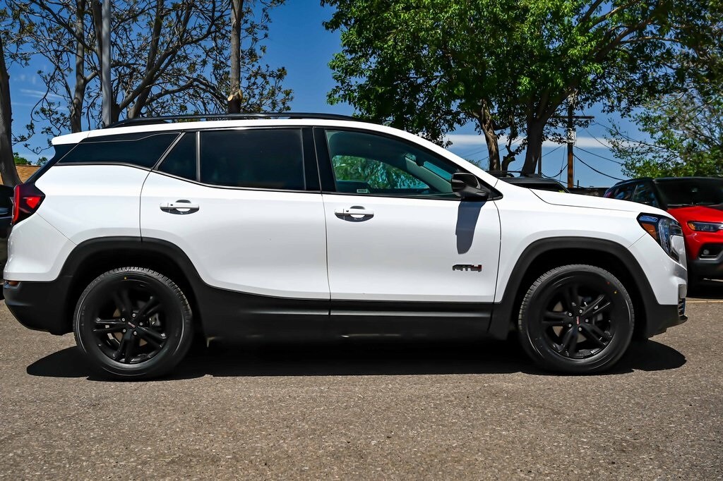 2023 Gmc Terrain AT4 photo 3