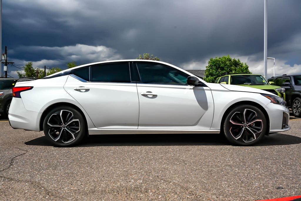 Used 2023 Nissan Altima 2.5 SR Sedan