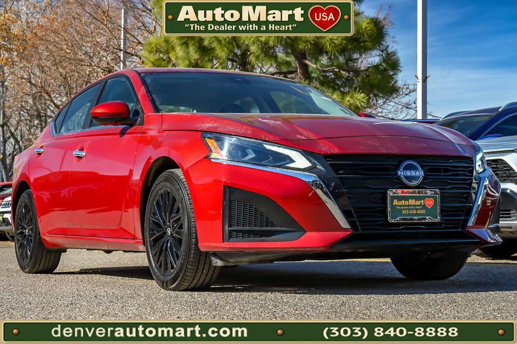 2025 Nissan Altima SV