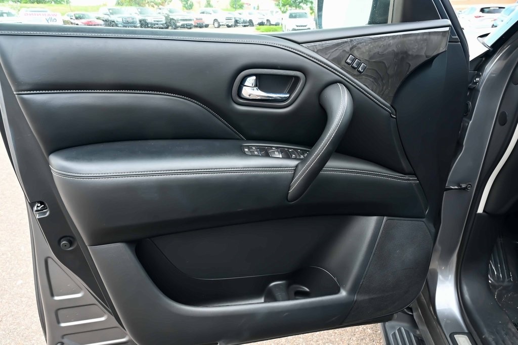 Image of 2021 INFINITI QX80 LUXE SUV