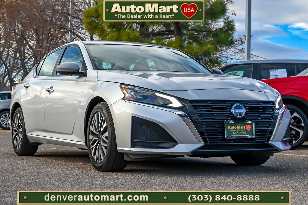 2024 Nissan Altima SV