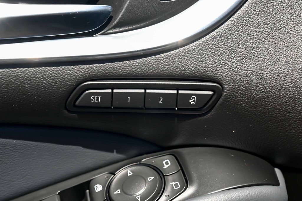 2024 Buick Enclave Premium - Photo 11