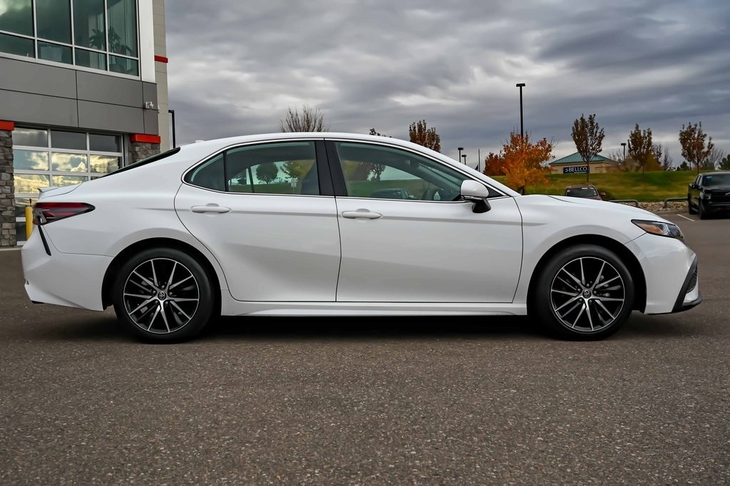 Used 2024 Toyota Camry SE Sedan