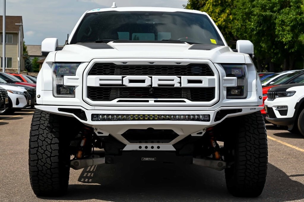 2020 Ford F-150 Raptor photo 2
