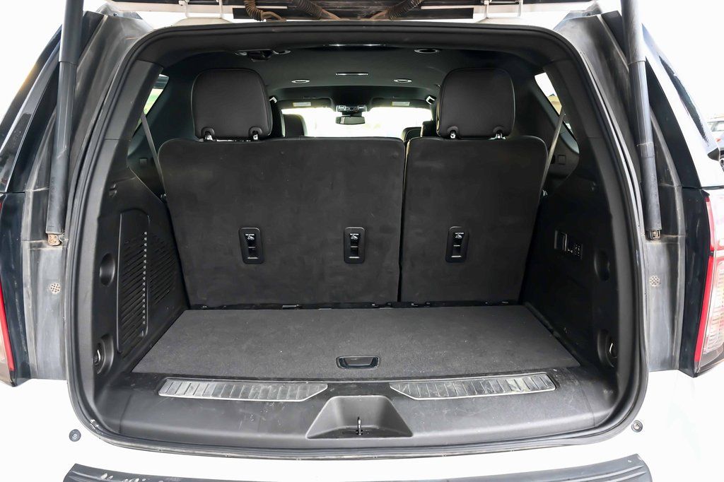 2023 Chevrolet Tahoe Premier - Photo 21