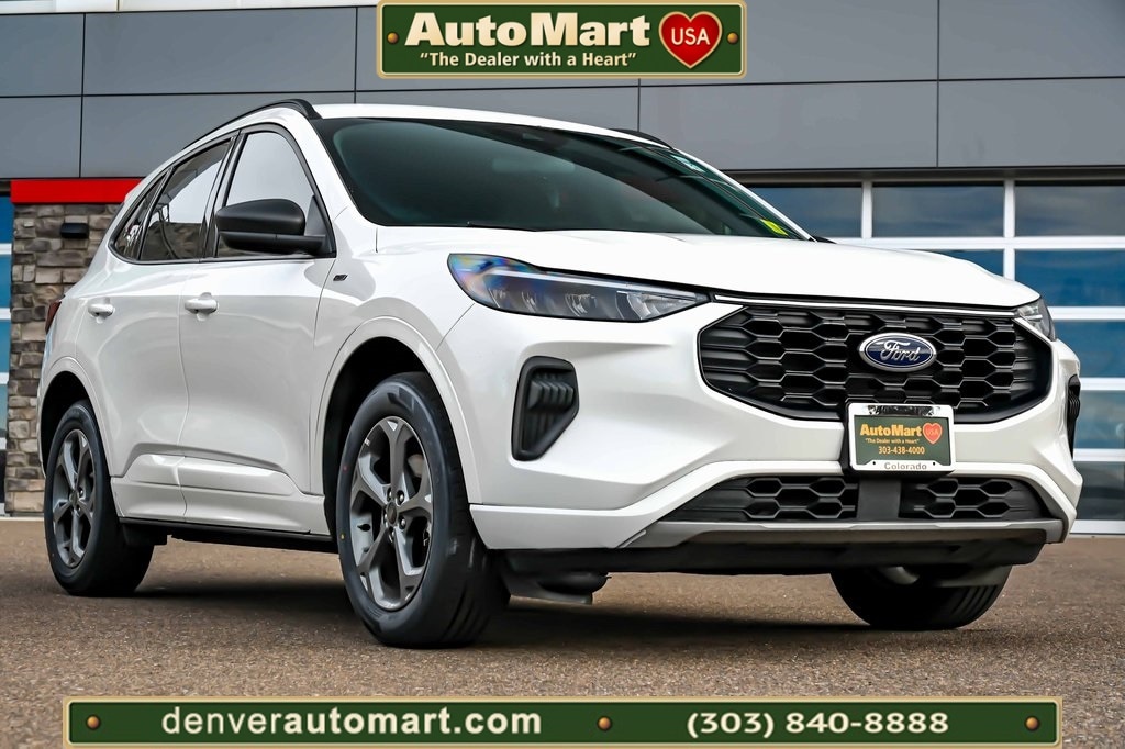 2024 Ford Escape ST-Line's photo