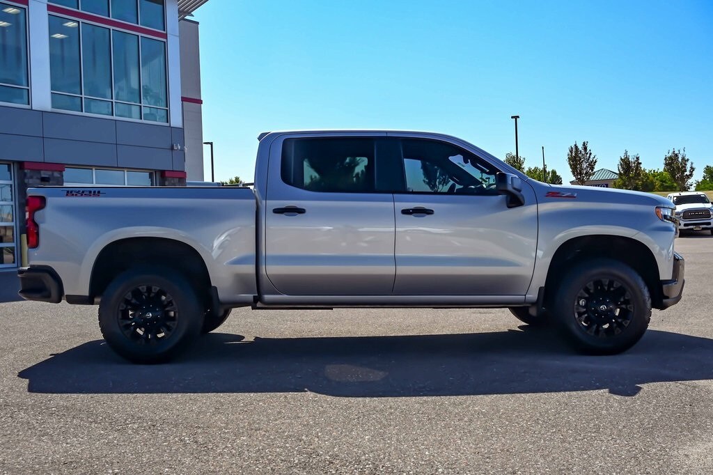 2022 Chevrolet Silverado 1500 LT Trail Boss photo 3