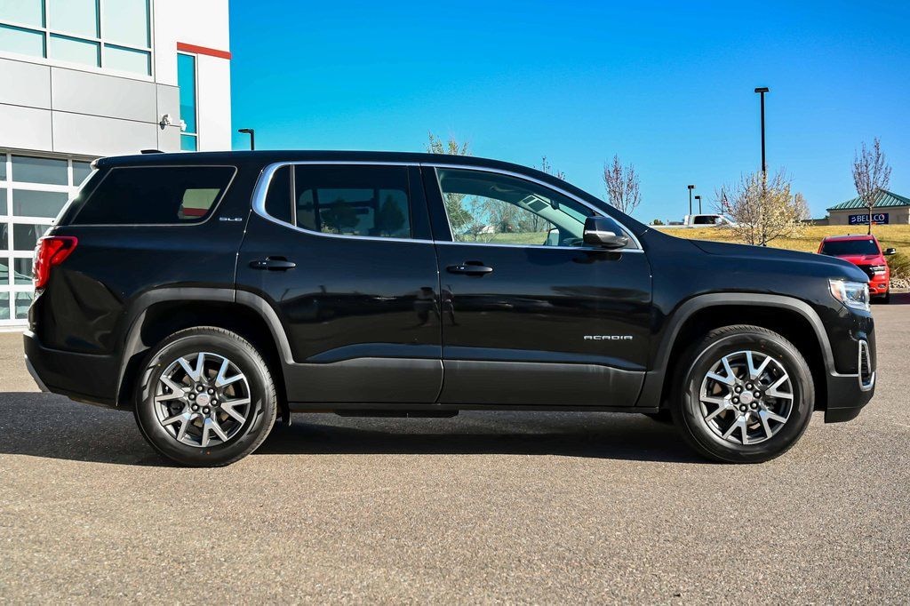 Used 2022 GMC Acadia SLE SUV