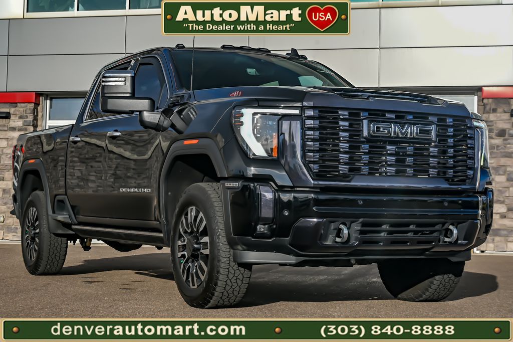 2024 GMC Sierra Denali Ultimate 4WD Crew Cab Long Box SR's photo