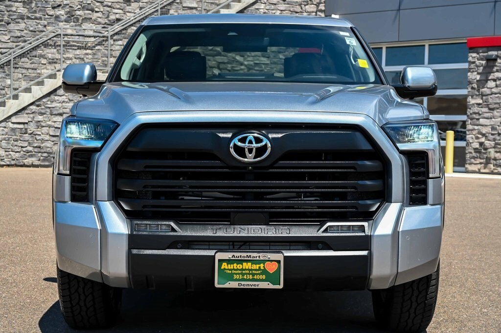 2024 Toyota Tundra SR5 photo 2