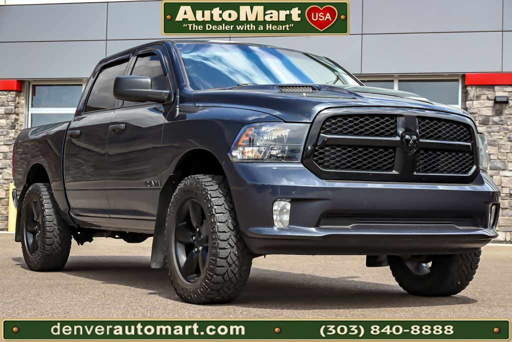 2019 RAM 1500 Classic Express Crew Cab 4x4 5'7's photo