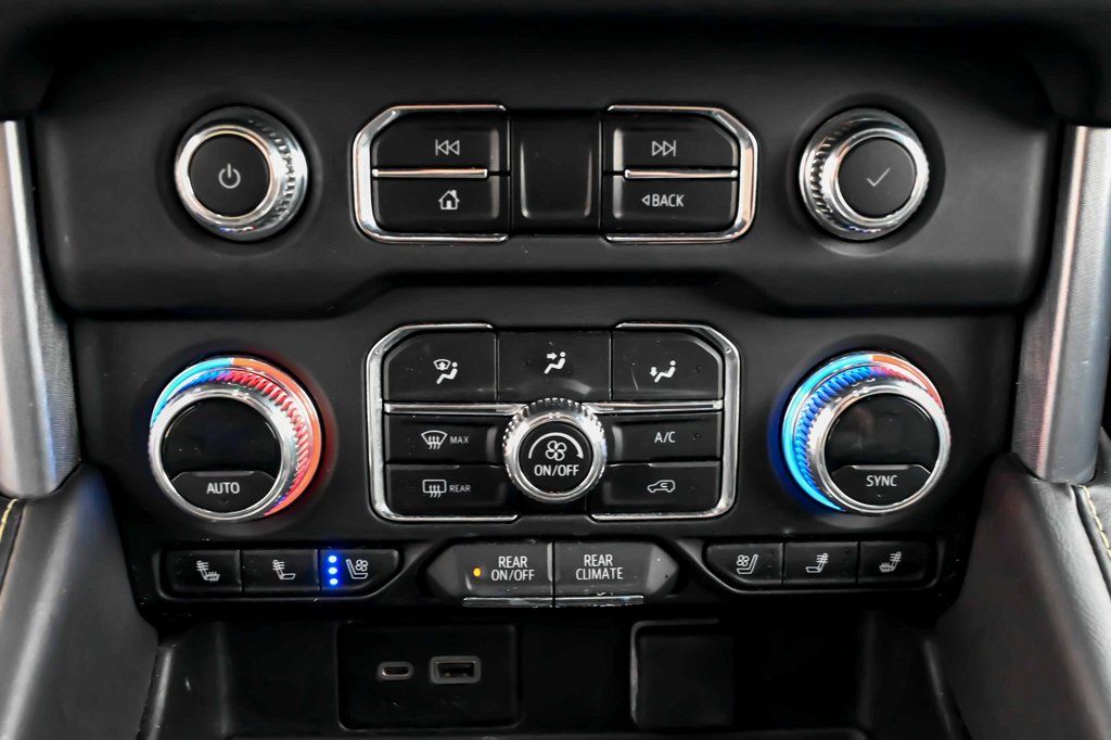 2023 GMC Yukon SLT - Photo 32
