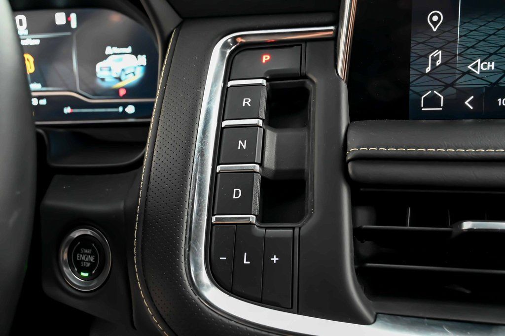 2023 GMC Yukon SLT - Photo 31