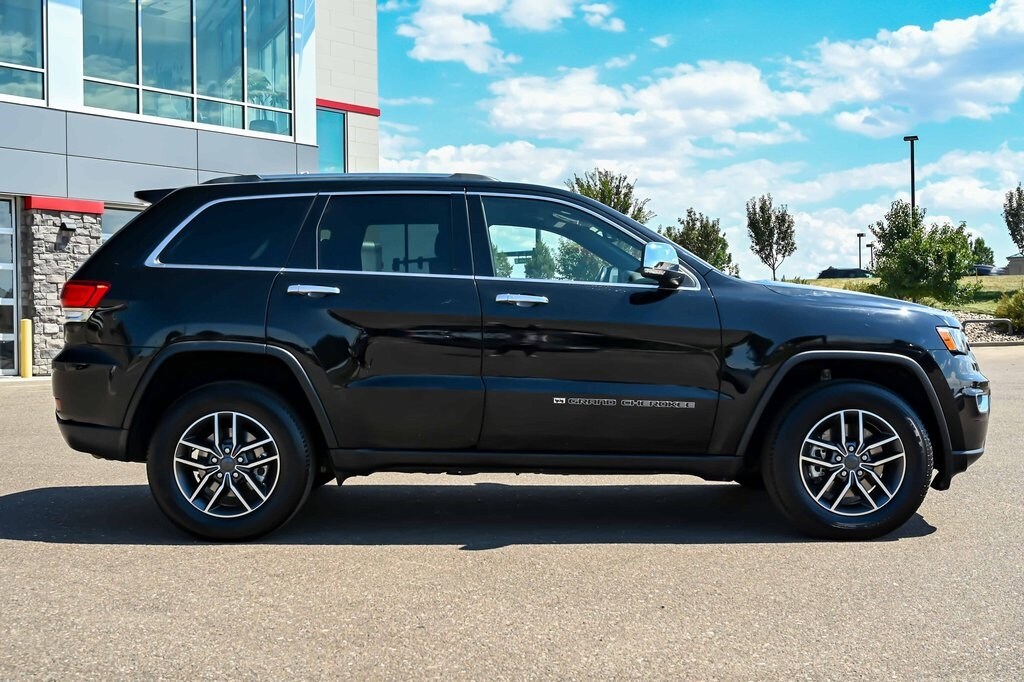 2022 Jeep Cherokee Limited photo 2