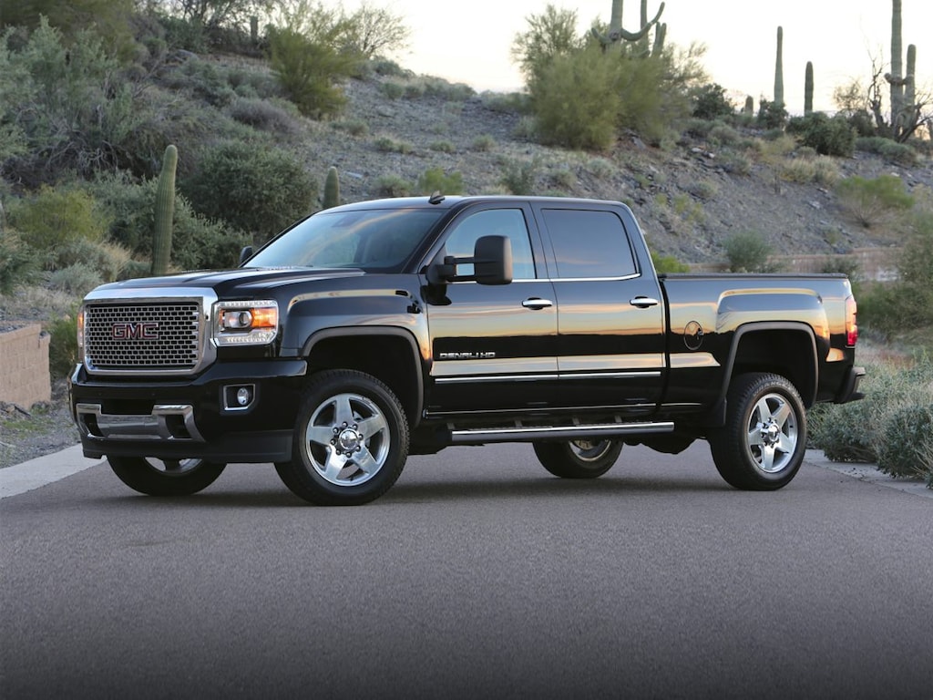 Used 2019 GMC Sierra 2500HD Denali Truck Crew Cab