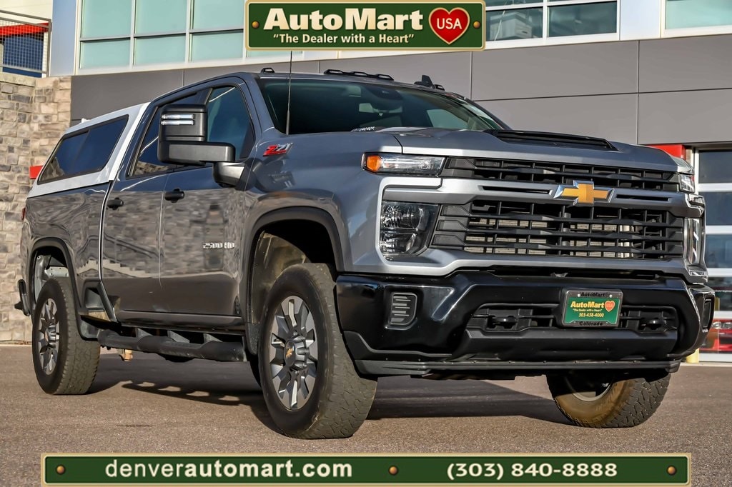2024 Chevrolet Silverado 2500HD Custom's photo