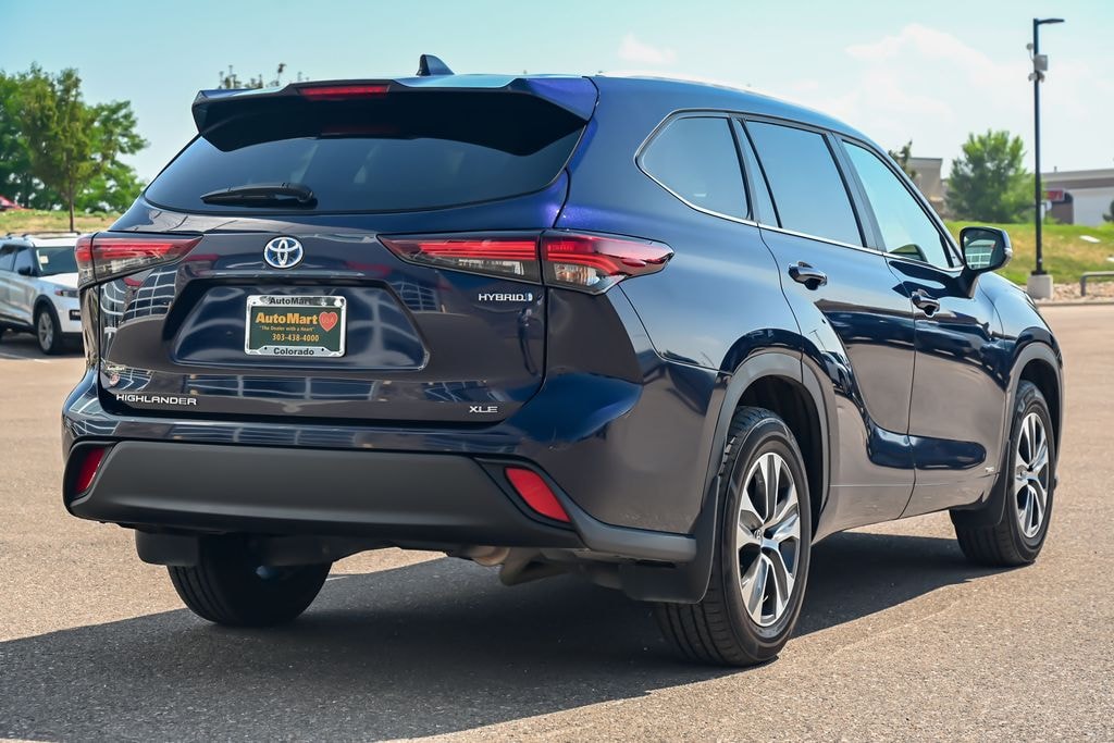 Used 2024 Toyota Highlander Hybrid XLE SUV