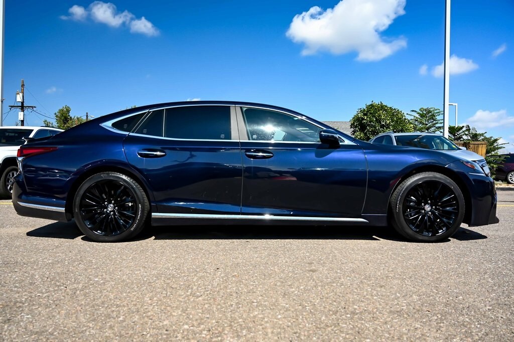 2018 Lexus LS 500 photo 3