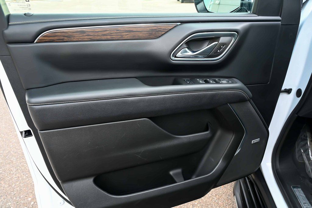 2023 Chevrolet Tahoe Premier - Photo 11