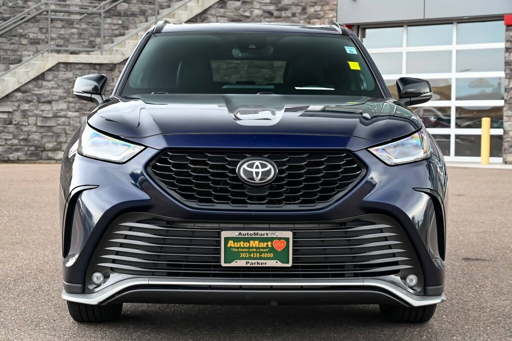2021 Toyota Highlander XSE photo 2