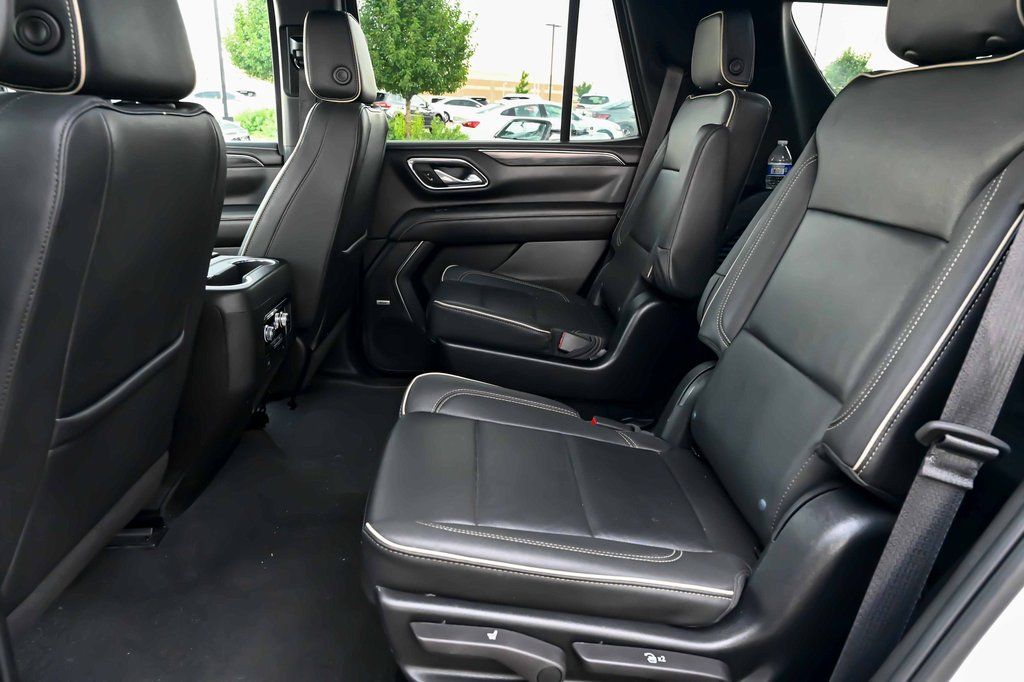 2023 GMC Yukon SLT - Photo 19
