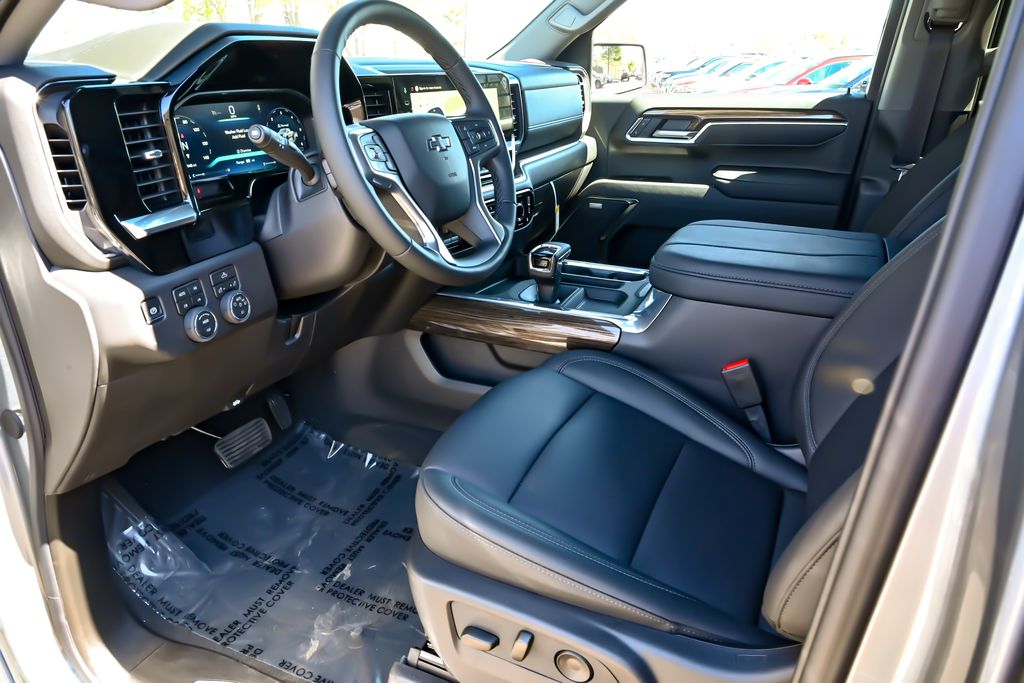 2026 Chevrolet Silverado 1500 LT Trail Boss - Photo 14