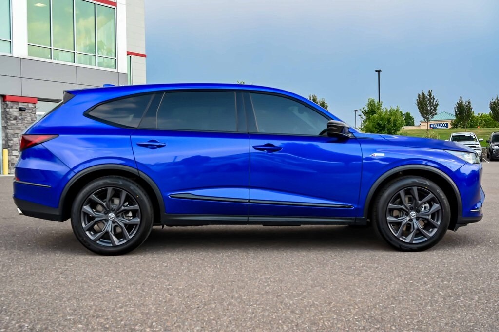 2022 Acura MDX SH-AWD A-Spec photo 3